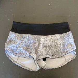 Lululemon Speed Up Shorts inseam 2.5